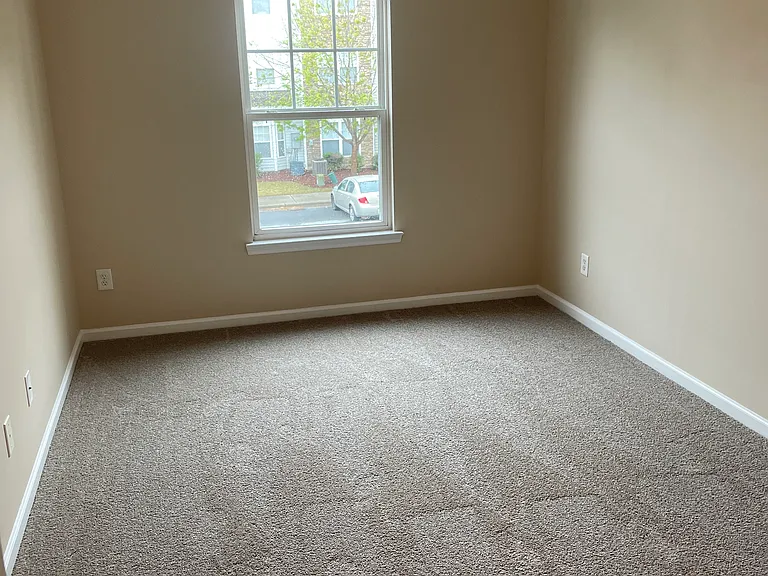 1211 Canyon Rock Ct #102 — Photo 24