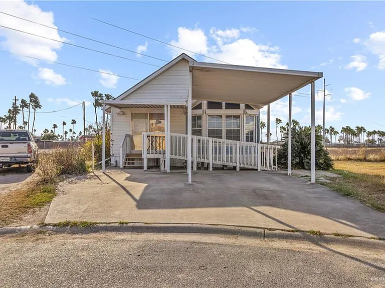 2800 Turner Rd — Photo 1
