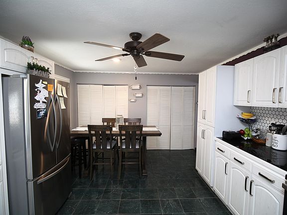 4th image of 1406 Liberty Dr