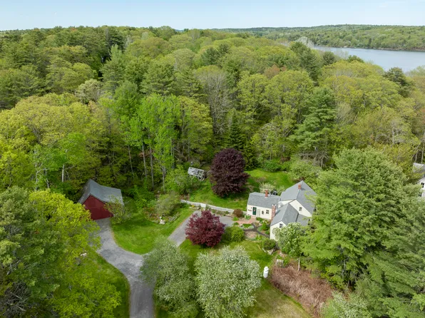 367 East Side Road, Boothbay, ME 04571