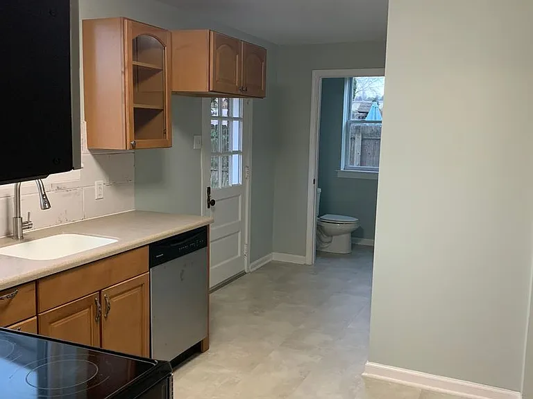 501 Hill St — Photo 12