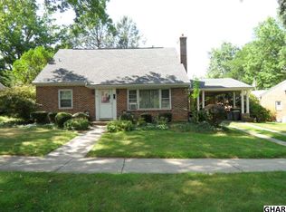 818 Linden Rd, Hershey, PA 17033