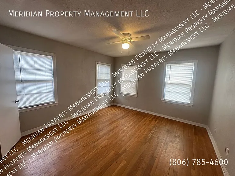 3709 28th St — Photo 16