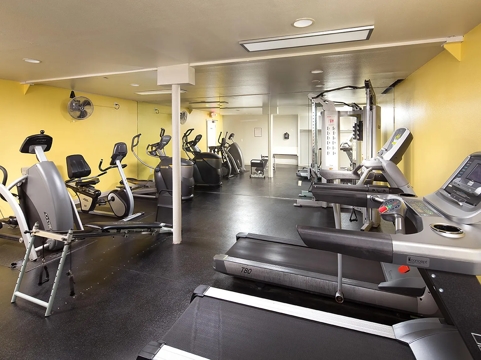 Prado Apartments — Photo 3