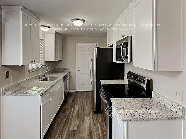 2676 E 117th Way — Photo 8