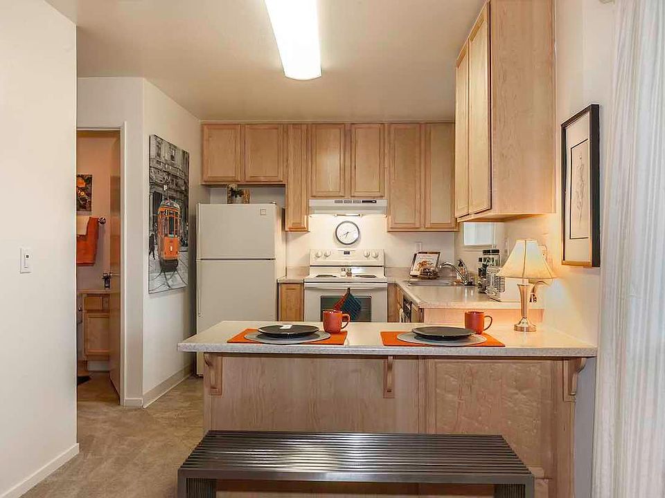 2nd image of 4950 Cherry Ave APT 159