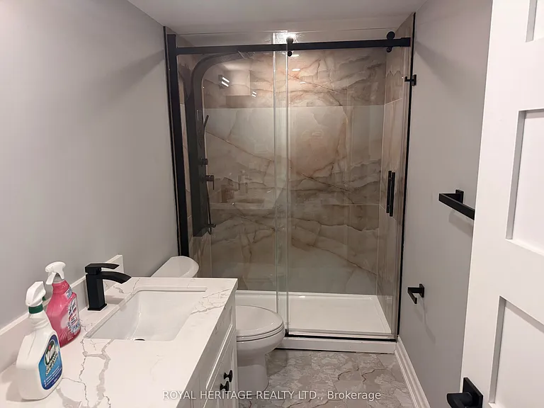 286 Lorindale Dr #B — Photo 19
