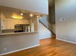 1200 N Orange Dr #205, Los Angeles, CA 90038