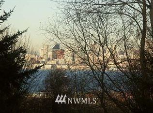 3041 Fauntleroy Ave SW, Seattle, WA 98126