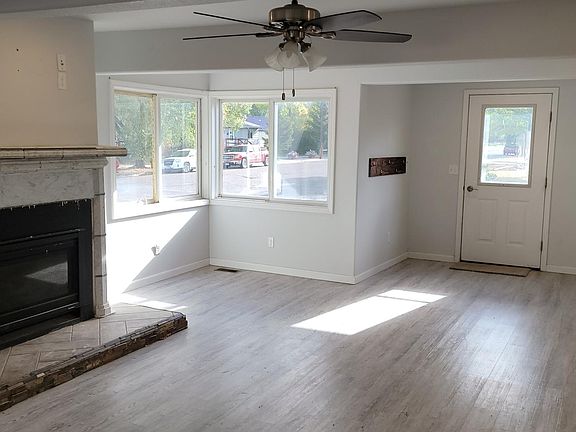 4th image of 510 9th St S