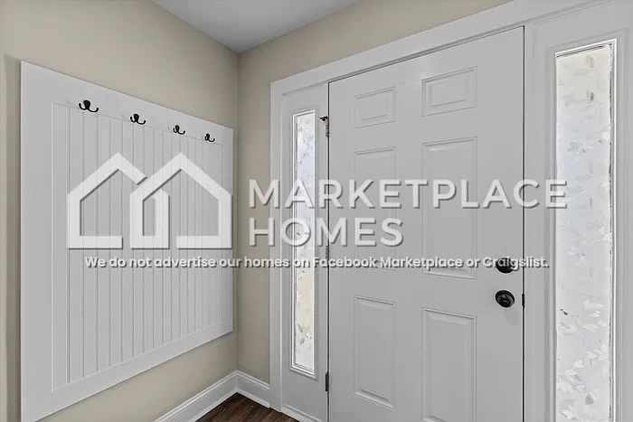 3 bed, 2.5 bath, 1673 sqft, $1,555 — Photo 2