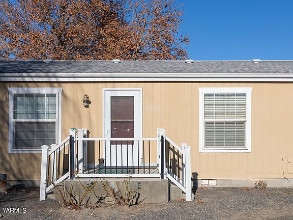 3rd image of 1102 NW Sunrise Ave