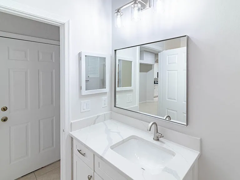356 SE Bloxham Way — Photo 22