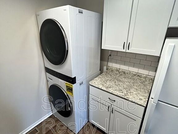 2nd image of 5520 Beavercrest Dr APT 8