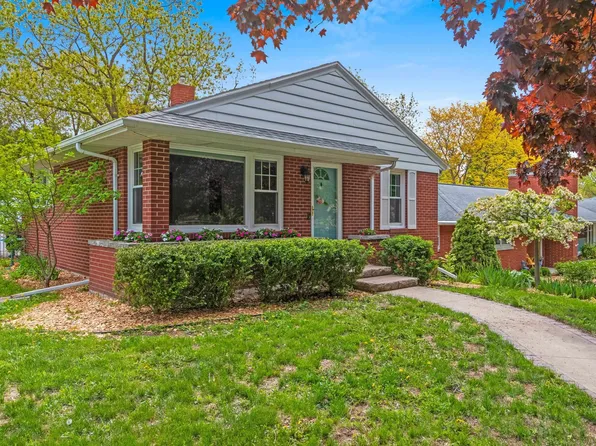 2575 Beaumont St, Green Bay, WI 54301