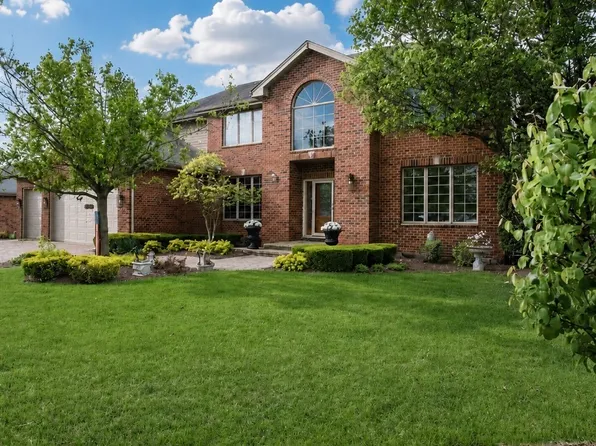 2910 Ryan Dr, New Lenox, IL 60451