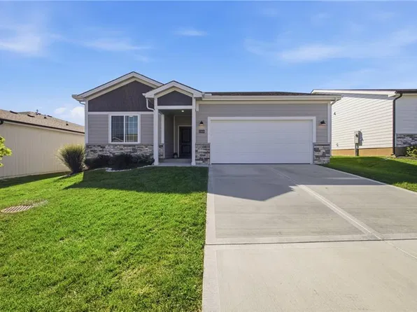 20909 W 190th Pl, Spring Hill, KS 66083