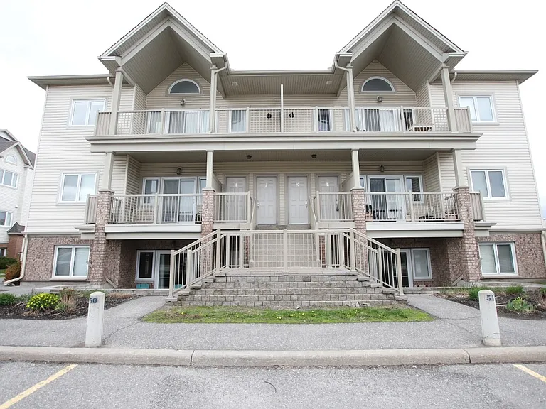 137 Harthill Way #H — Photo 1