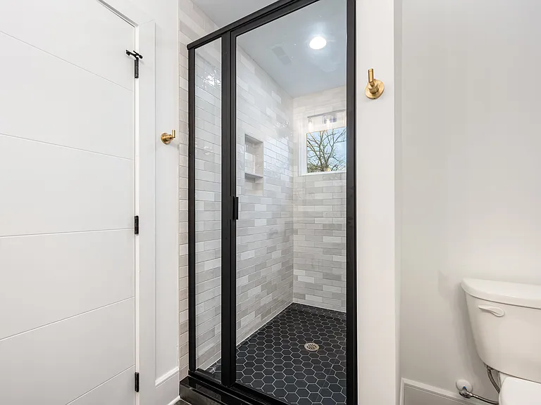 4016 Donna Ave — Photo 3