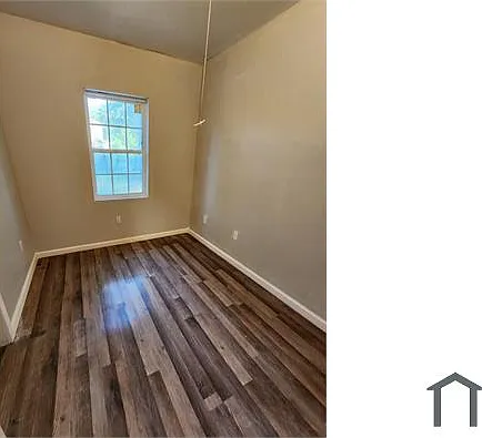 3527 Morris Ave — Photo 6