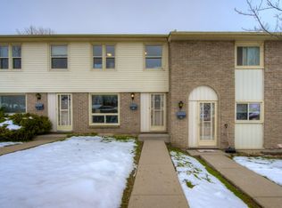 165 Green Valley Dr #62, Kitchener, ON N2P1K3
