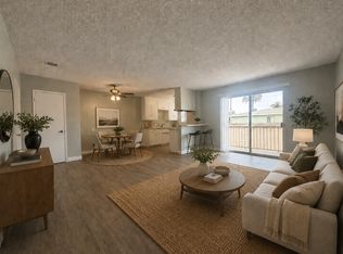 535 Ohio Ave APT 3, Long Beach, CA 90814