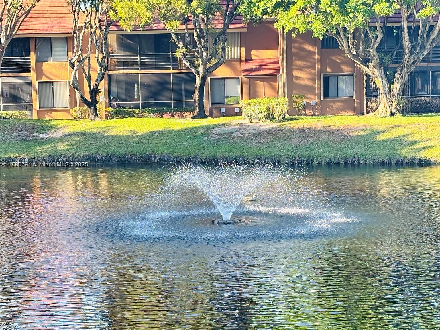 11205 Green Lake Dr APT 202