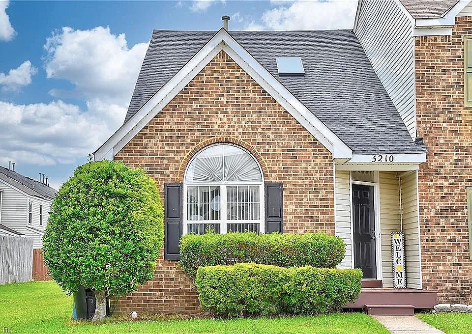 1st image of 3210 Forest Green Dr