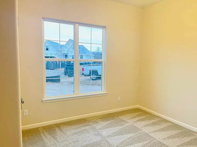 20 Dogwood Spring Dr — Photo 12