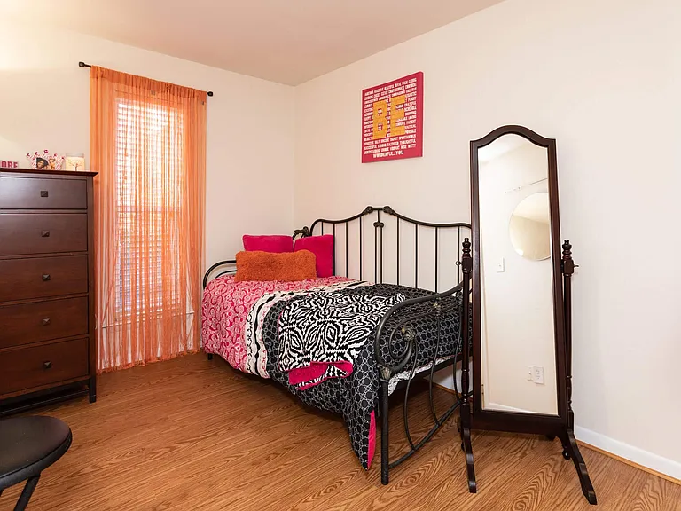 Mariner's Cove Apartment Homes — Photo 15
