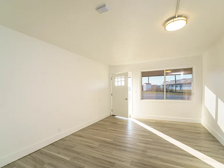 43 Vaughts Dr #A — Photo 2