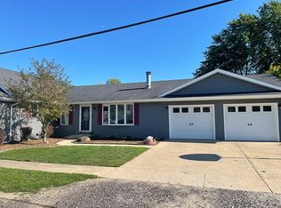 205 Richards St, Dalzell, IL 61320