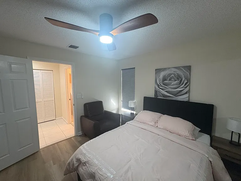 7275 Summer Tree Dr — Photo 14