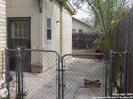 3rd image of 4623 E BRIARDALE ST