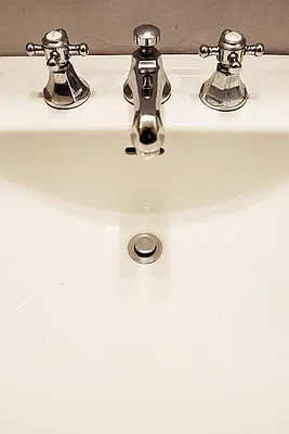 Rented by Maz Group NY | media 12