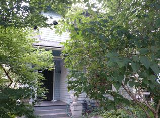 914 34th Ave, Seattle, WA 98122