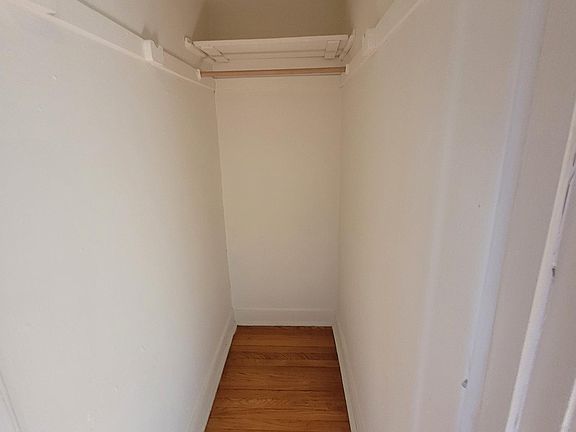 5th image of 4516 N Paulina St