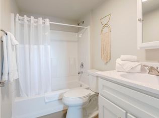 1130 W 36th Place, Los Angeles, CA 90007