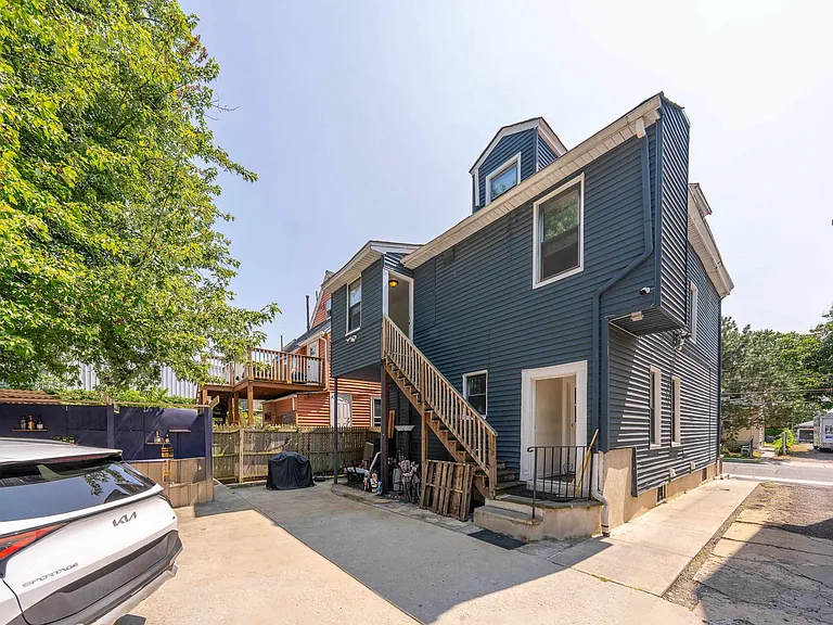 485 Cary St #2 — Photo 20