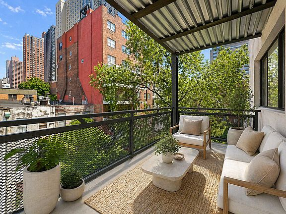 3rd image of 431 E 87th St APT 2C