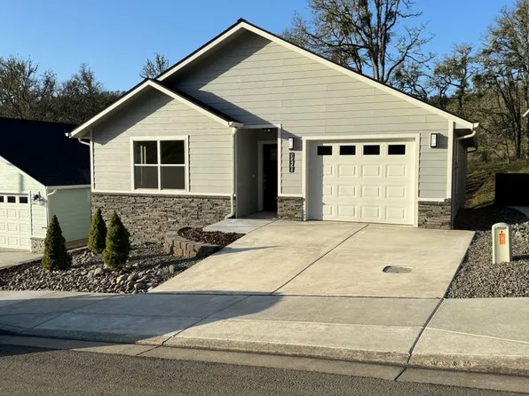 1750 NE Alameda Ave, Roseburg, OR 97470