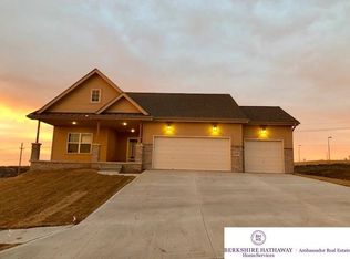 16908 Virginia St, Omaha, NE 68136