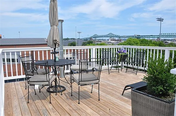 254 Medford St #4 — Photo 9
