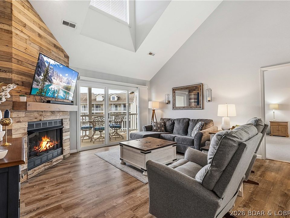 1st image of 4800 Eagleview Dr Unit 344