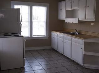 500 N Miller St APT 3, Clarksville, AR 72830