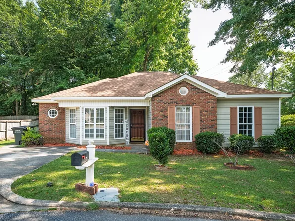 703 Edmon Ave, Opelika, AL 36804
