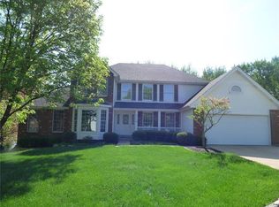 2617 Towne Oaks Dr, Saint Louis, MO 63129