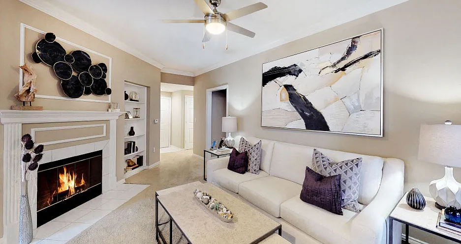 Tuscany Gate Apartments — Photo 2