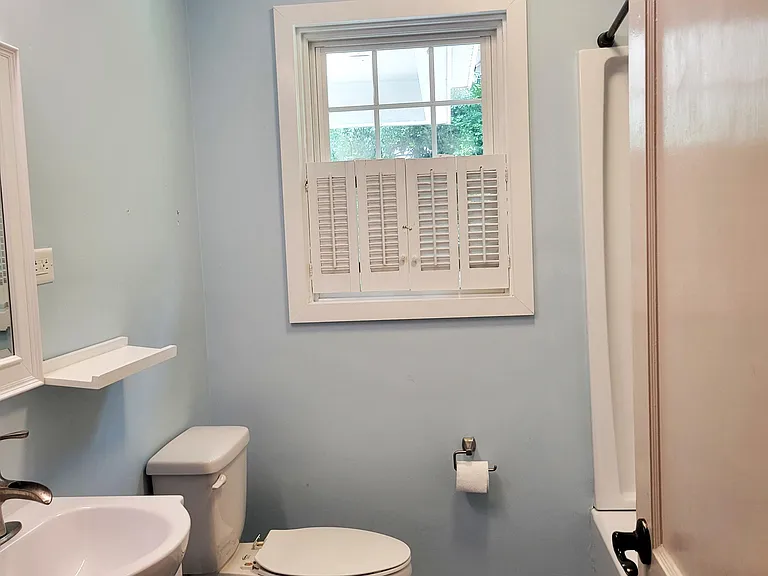 120 Country Club Cir — Photo 35