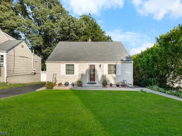 14 Valley View Rd, Rockaway Boro, NJ 07866